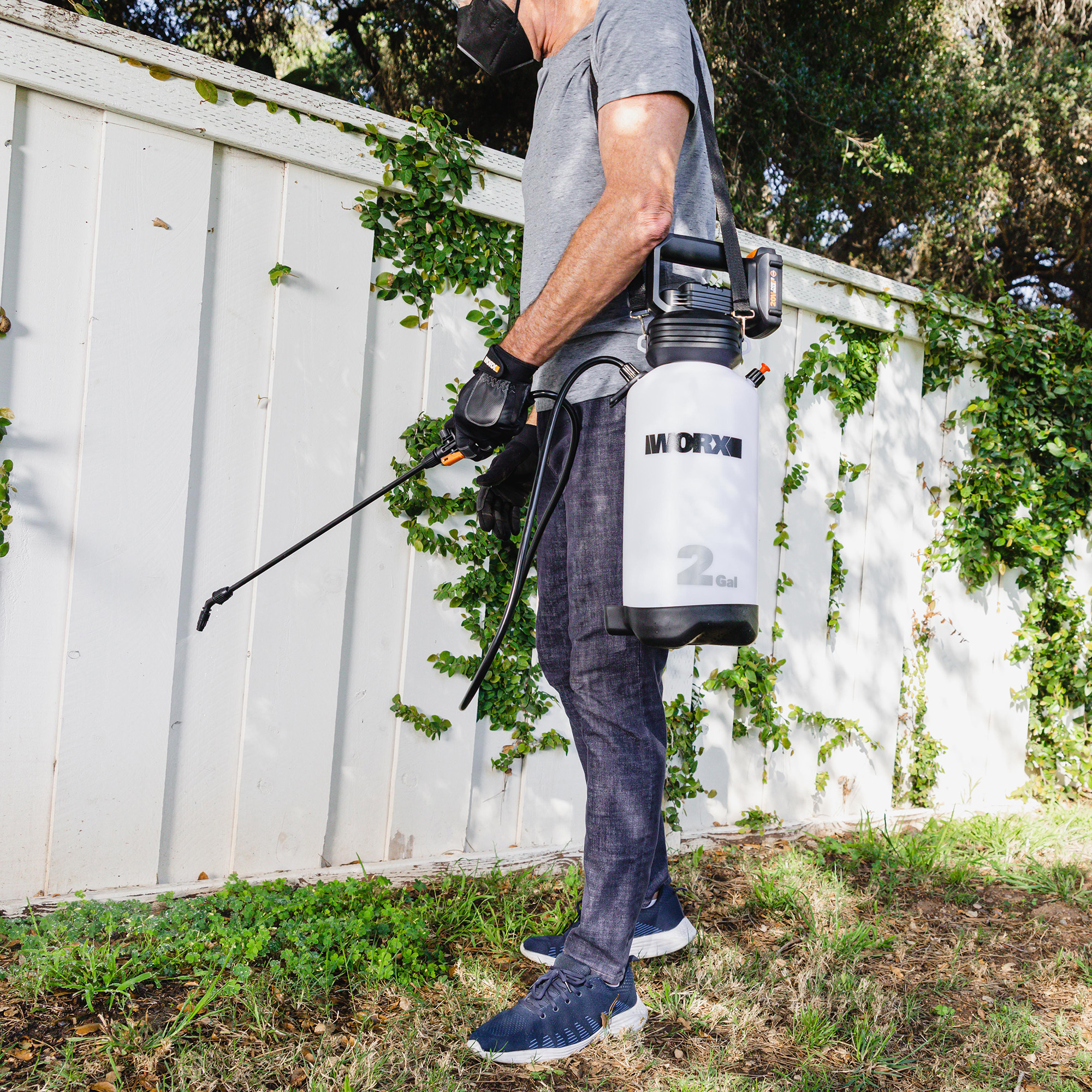 New WORX 20 Volt 2 Gallon Lawn Sprayer Provides Continuous Spray